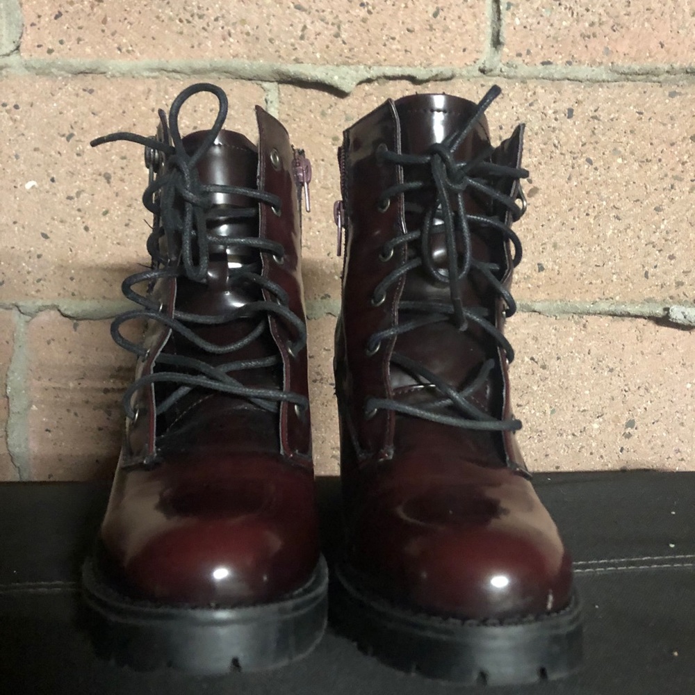 Boots with heal